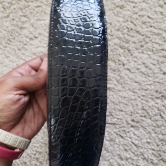 Liz Claiborne Small Black Handbag/Purse - Picture 5 of 9